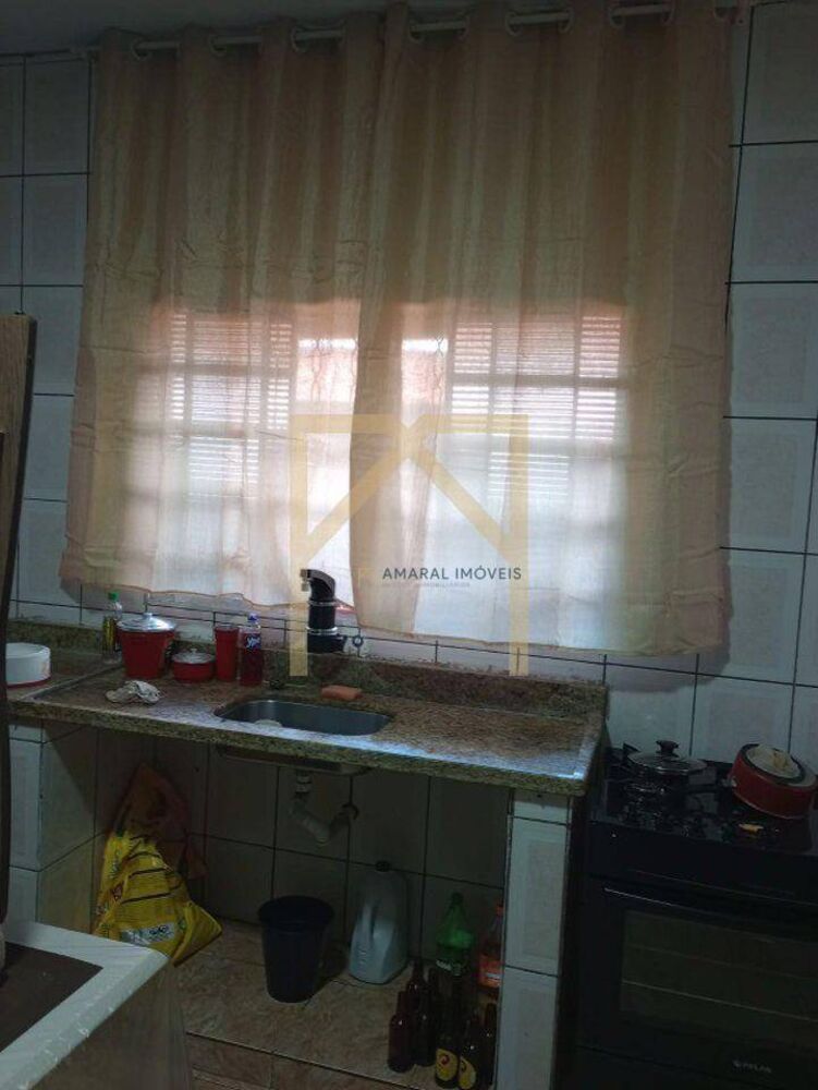 Casa à venda e aluguel com 2 quartos, 50m² - Foto 6
