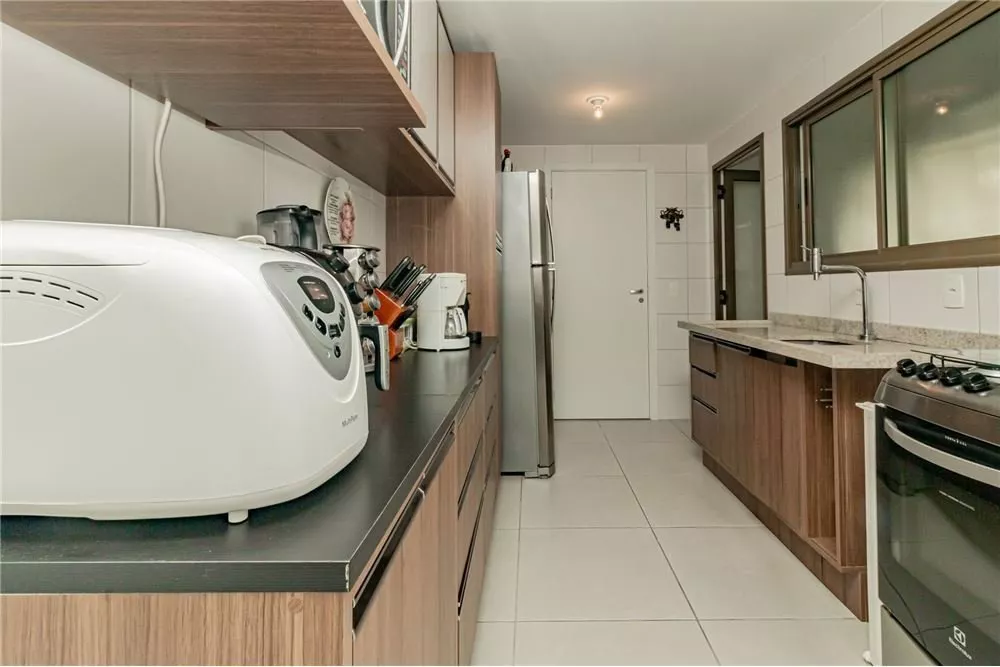 Apartamento à venda com 3 quartos, 123m² - Foto 3