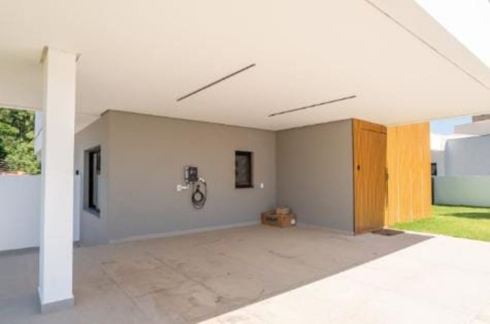Casa de Condomínio à venda com 5 quartos, 340m² - Foto 18