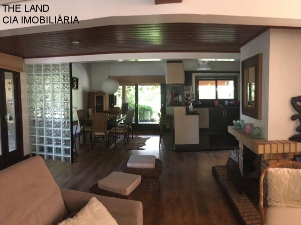 Casa à venda com 3 quartos, 360m² - Foto 2