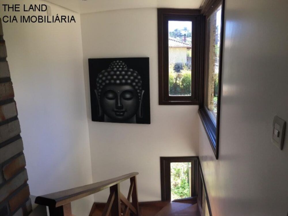Casa à venda com 3 quartos, 360m² - Foto 4
