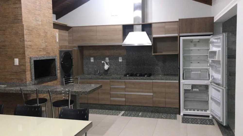Casa, 3 quartos, 233 m² - Foto 11