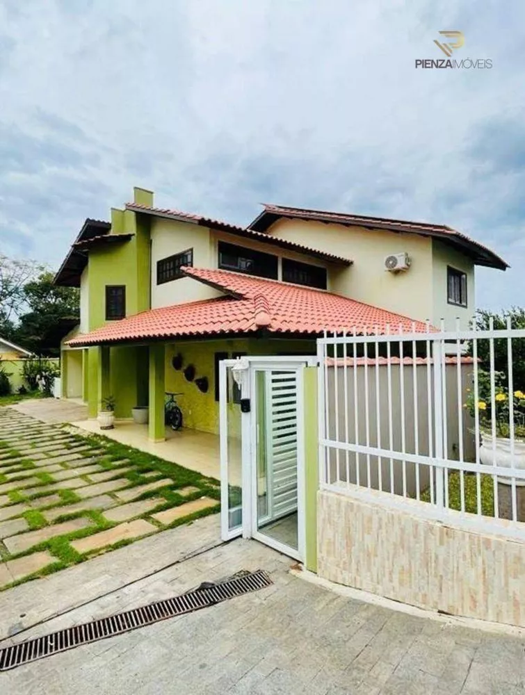 Casa à venda com 5 quartos, 400m² - Foto 2