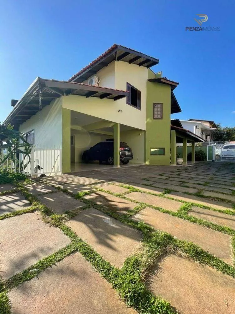 Casa à venda com 5 quartos, 400m² - Foto 3