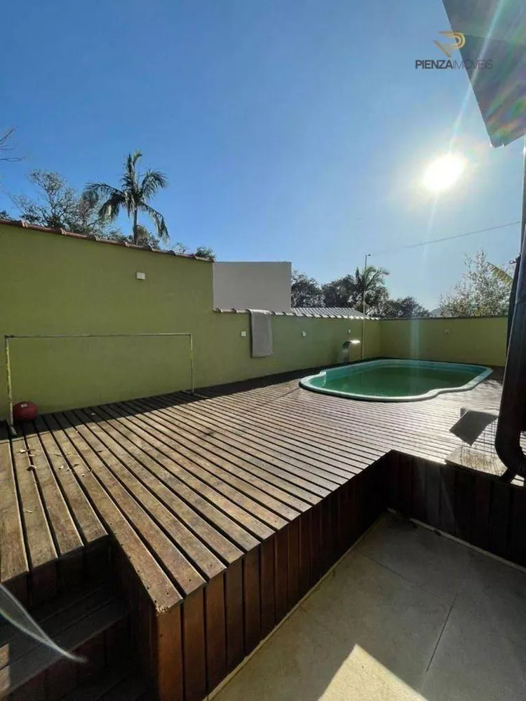 Casa à venda com 5 quartos, 400m² - Foto 5