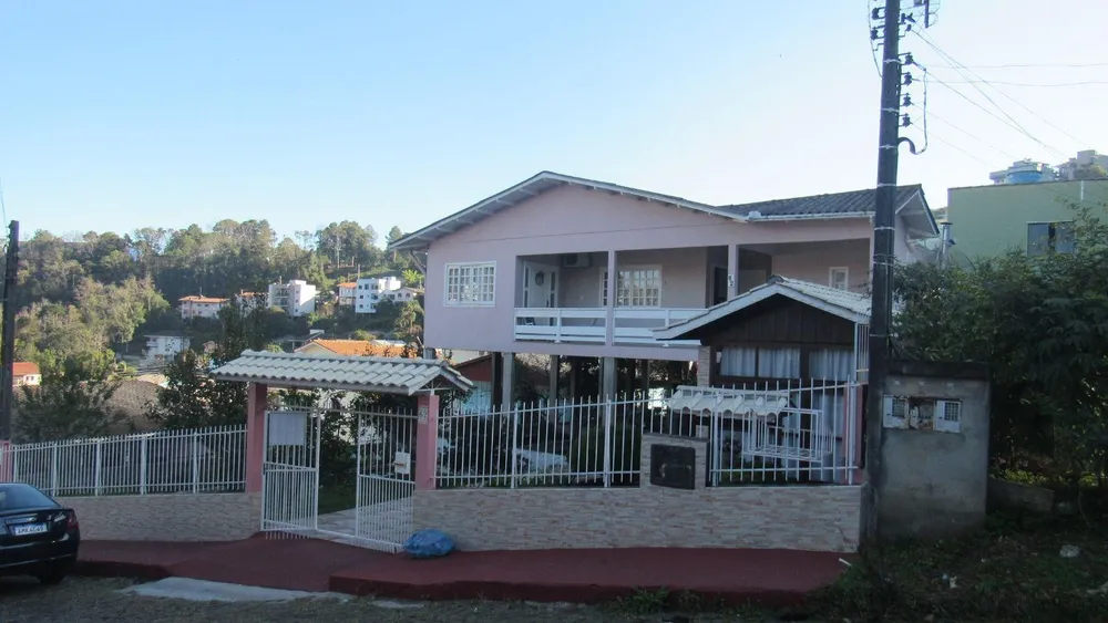 Casa, 4 quartos, 262 m² - Foto 2