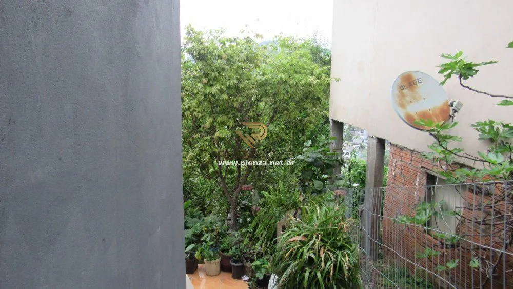 Casa, 6 quartos, 63 m² - Foto 2