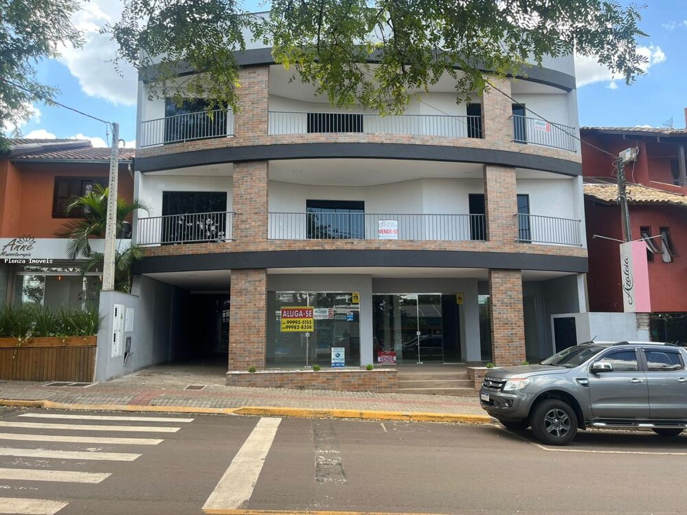 Prédio Inteiro - Foto 1