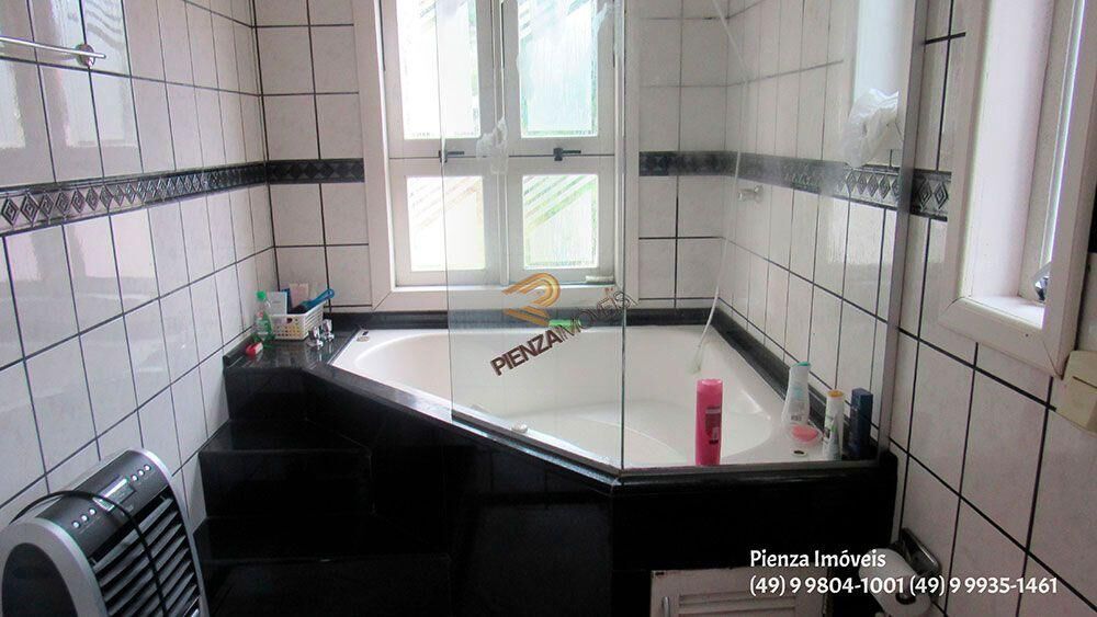 Casa, 3 quartos, 240 m² - Foto 9