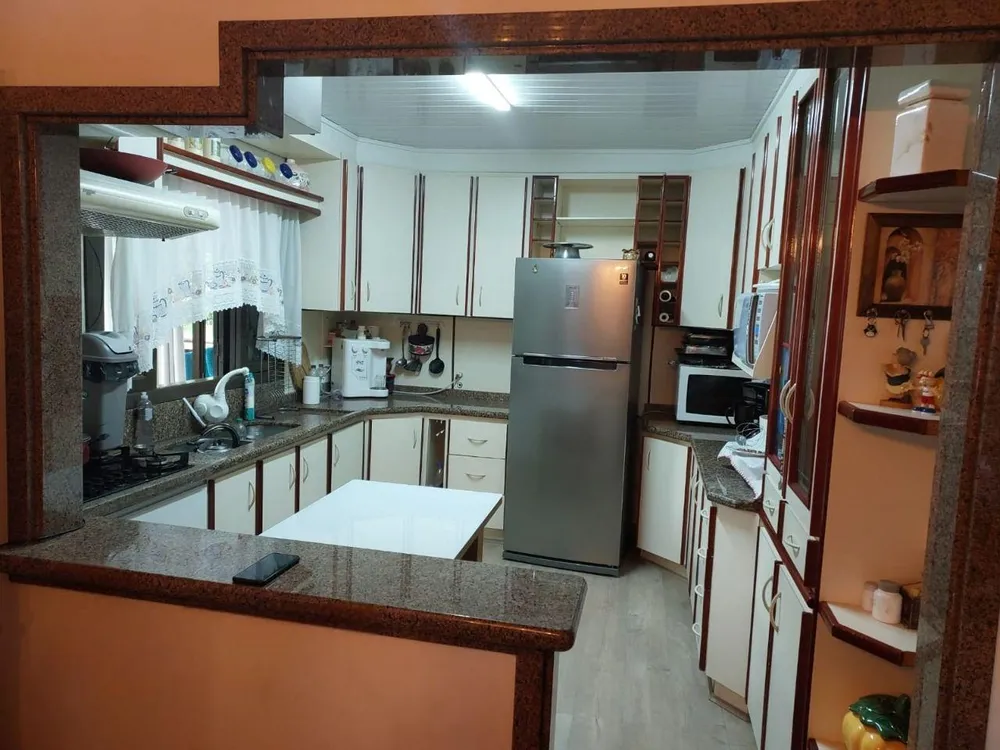 Casa, 6 quartos, 217 m² - Foto 3
