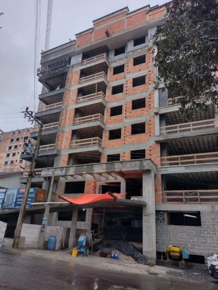 Apartamento à venda com 2 quartos, 67m² - Foto 1