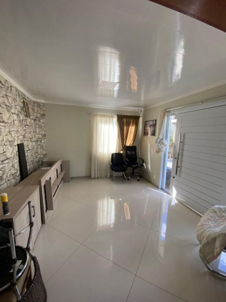 Casa, 2 quartos, 170 m² - Foto 1