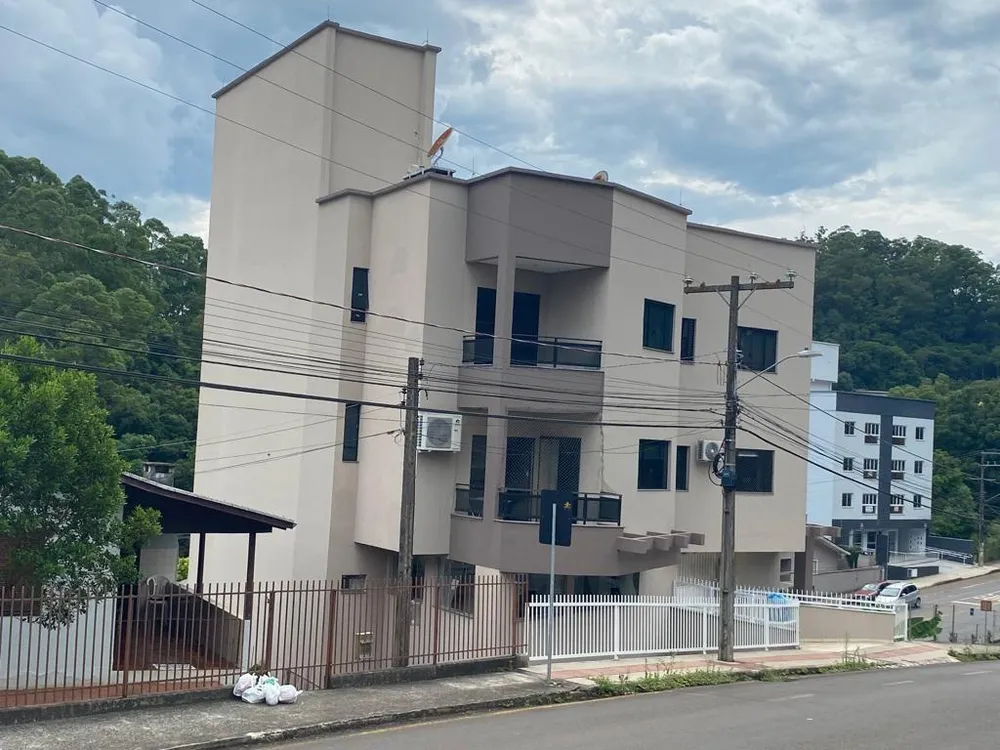 Apartamento, 3 quartos, 211 m² - Foto 2