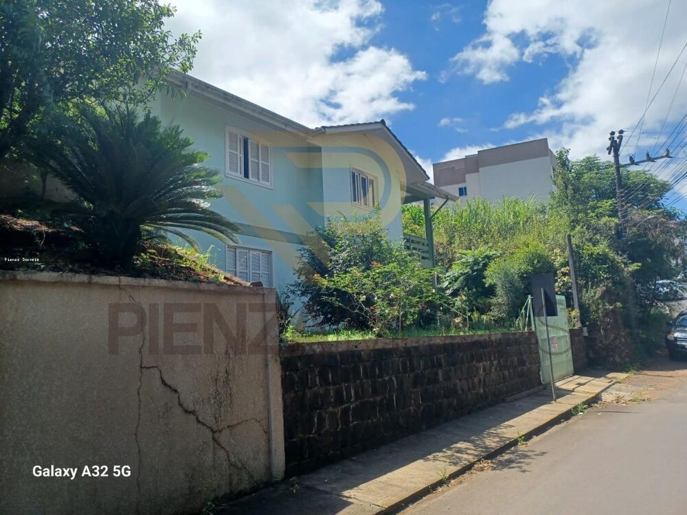 Casa à venda com 3 quartos, 475m² - Foto 4