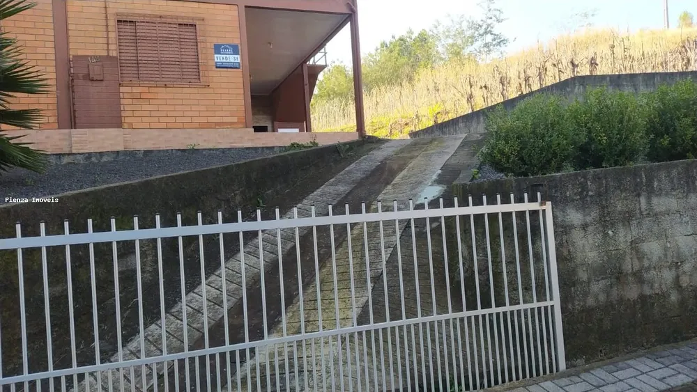 Casa, 6 quartos, 200 m² - Foto 5