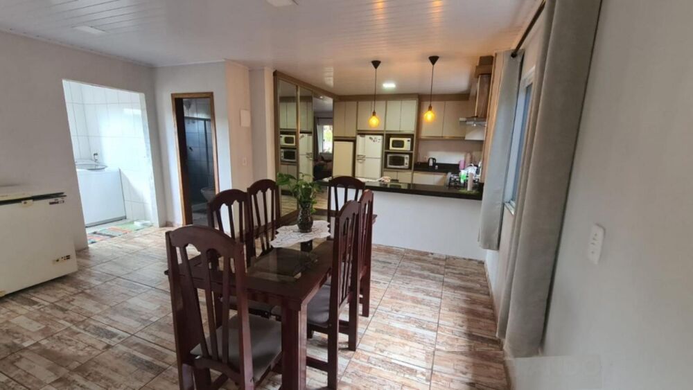 Casa, 3 quartos, 232 m² - Foto 4