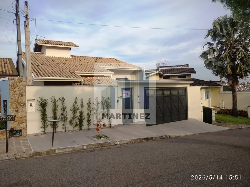 Casa, 3 quartos, 288 m² - Foto 1