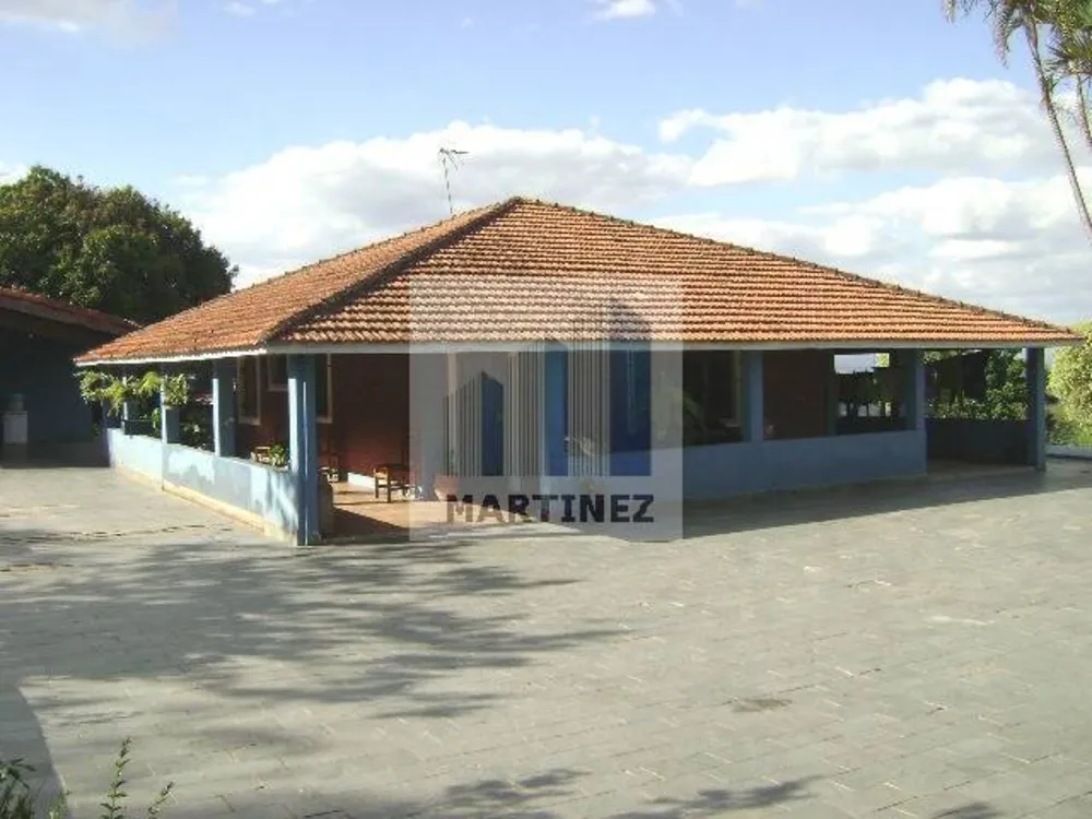 Sítio, 3 quartos, 500 m² - Foto 1