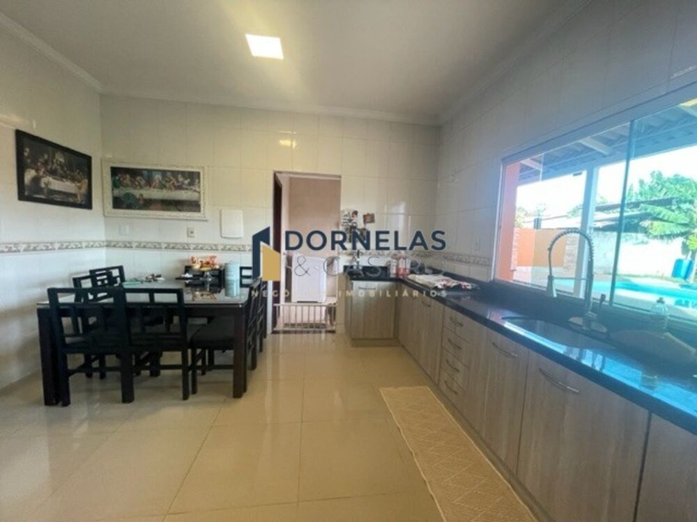 Casa à venda com 3 quartos, 811m² - Foto 9