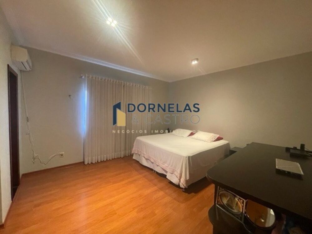 Casa à venda com 3 quartos, 811m² - Foto 21