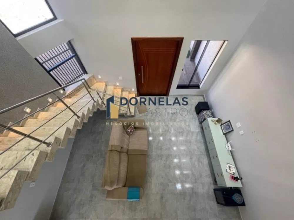 Casa à venda com 3 quartos, 250m² - Foto 10