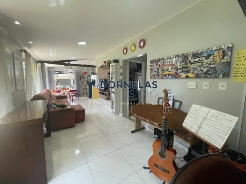 Casa, 3 quartos, 250 m² - Foto 2