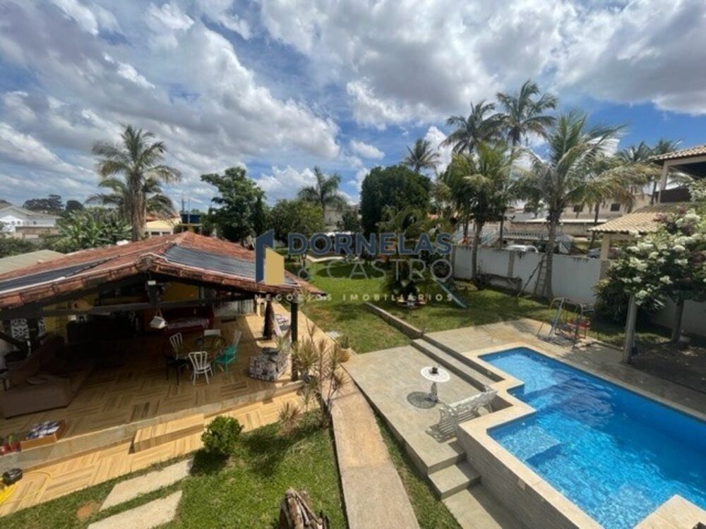 Casa, 3 quartos, 250 m² - Foto 2