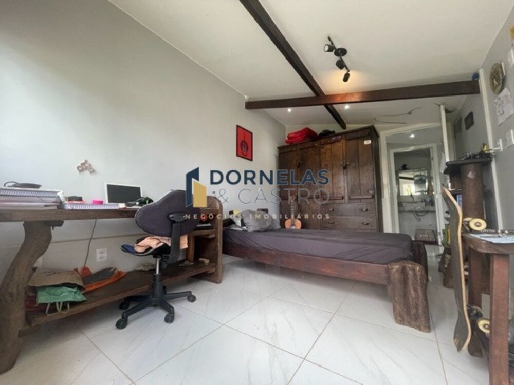 Casa, 3 quartos, 250 m² - Foto 12