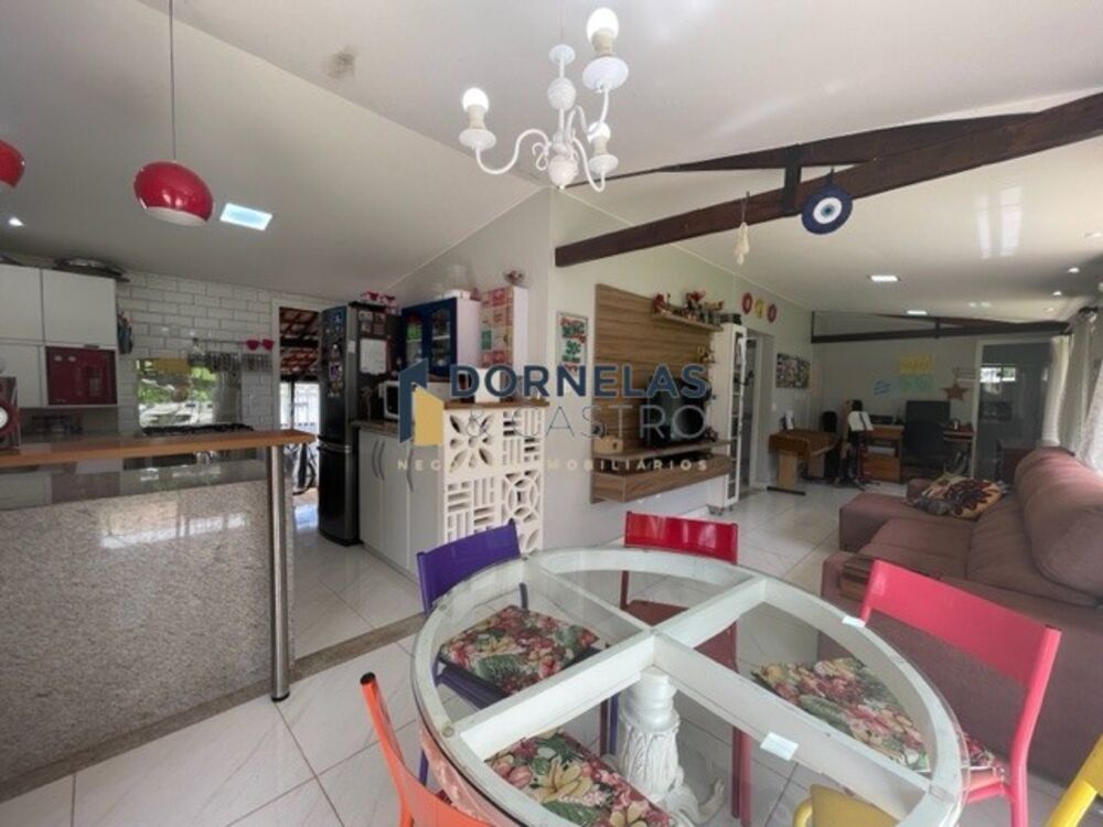 Casa, 3 quartos, 250 m² - Foto 8