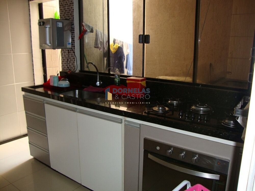 Casa à venda com 4 quartos, 280m² - Foto 5