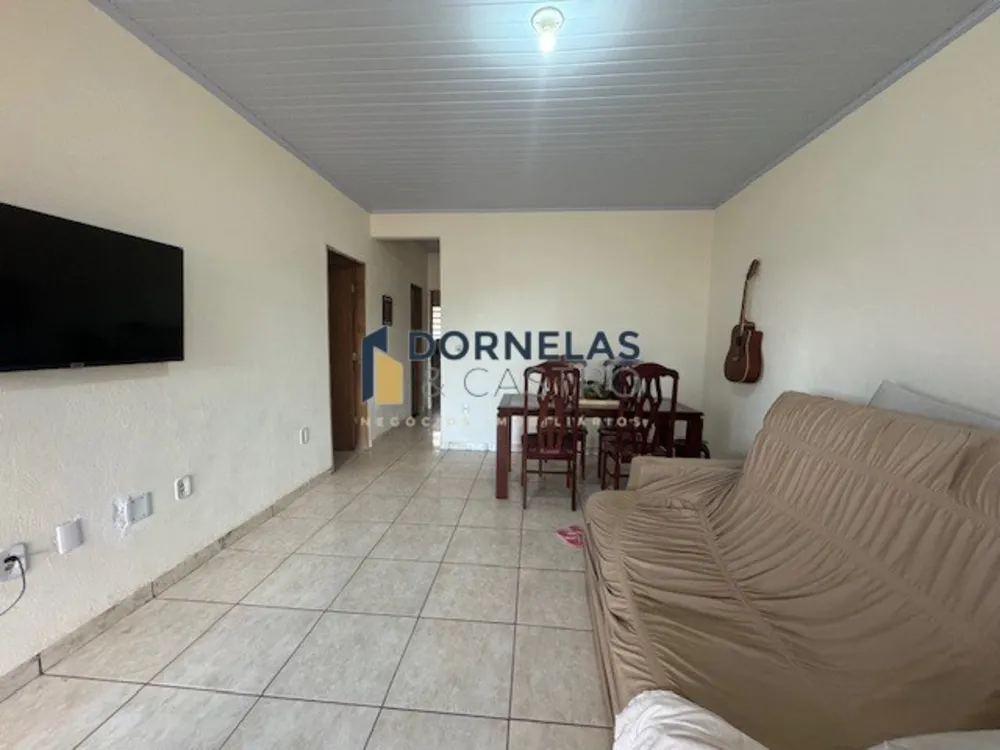 Casa, 2 quartos, 800 m² - Foto 1