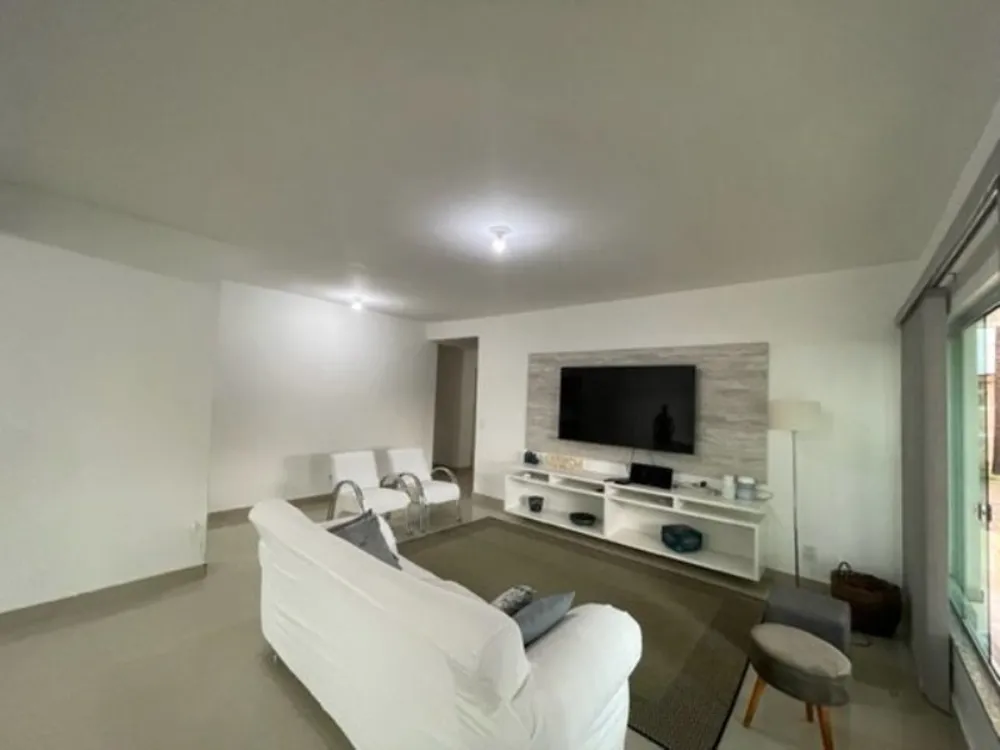 Casa, 3 quartos, 300 m² - Foto 2
