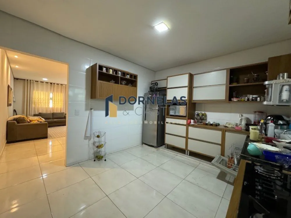 Casa, 3 quartos, 200 m² - Foto 3