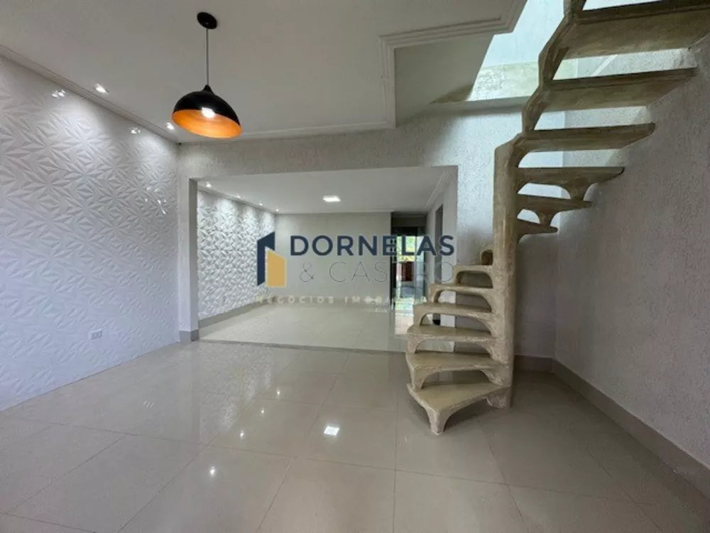 Casa à venda com 4 quartos, 371m² - Foto 6