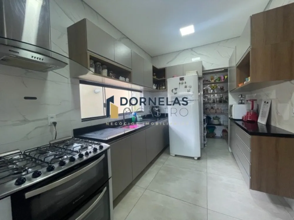 Casa, 3 quartos, 200 m² - Foto 14