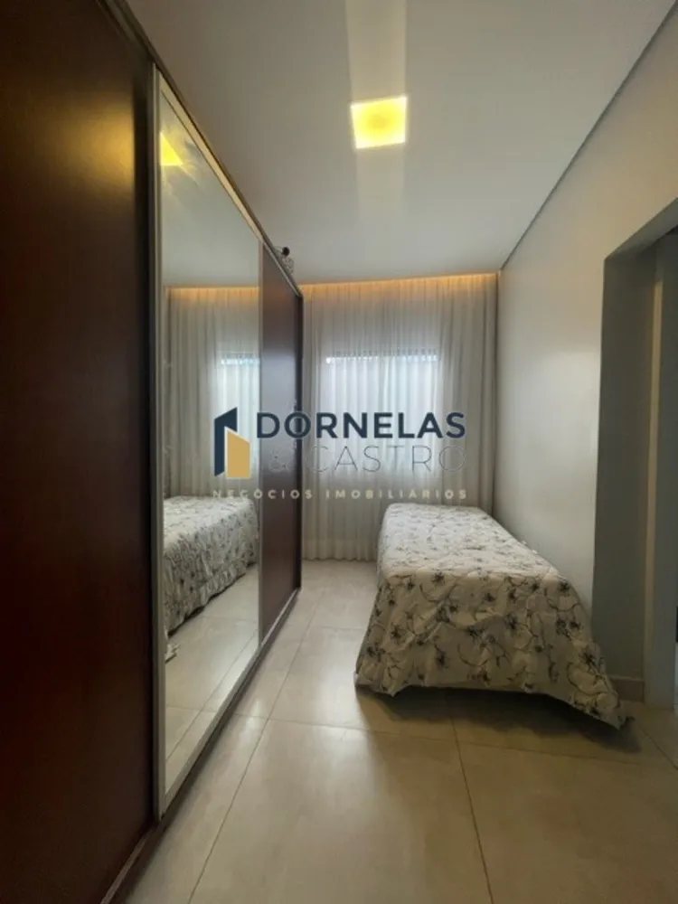 Casa, 3 quartos, 200 m² - Foto 11