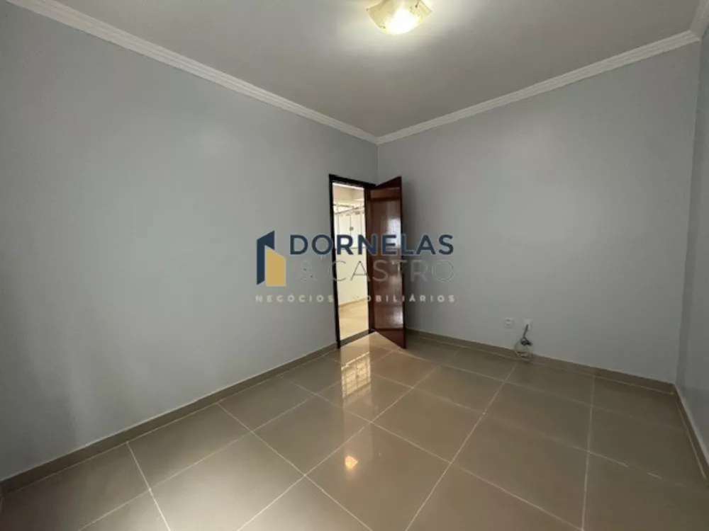 Casa, 3 quartos, 350 m² - Foto 10