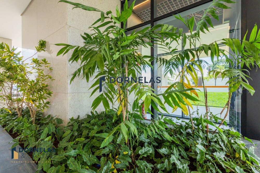 Apartamento à venda com 4 quartos, 200m² - Foto 6