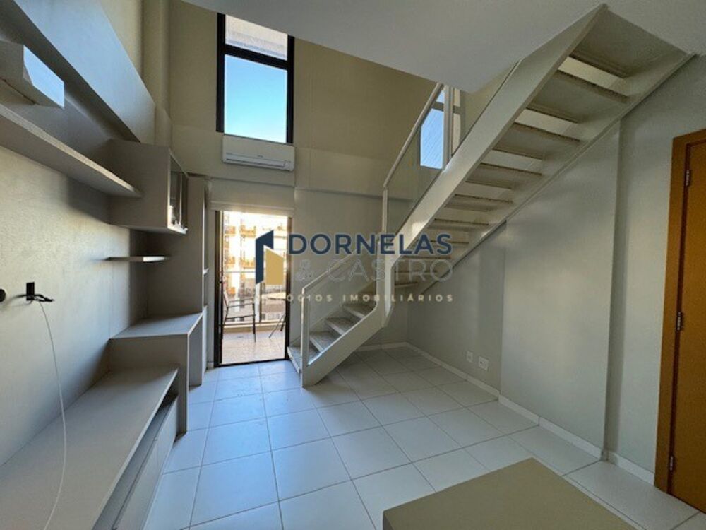 Apartamento à venda com 1 quarto, 45m² - Foto 2