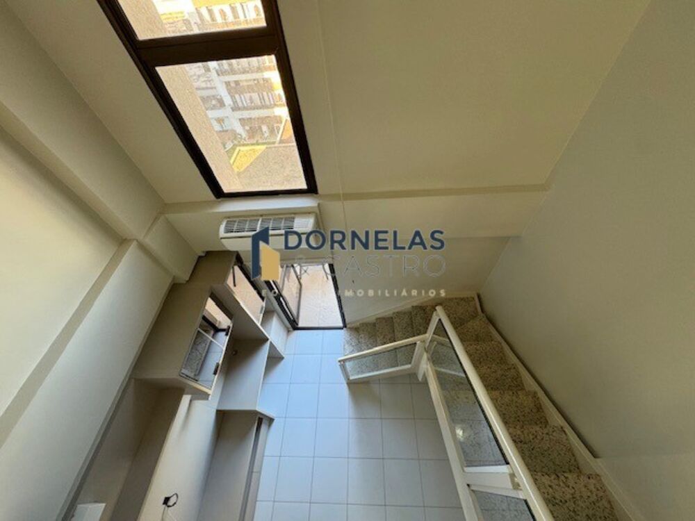 Apartamento à venda com 1 quarto, 45m² - Foto 3
