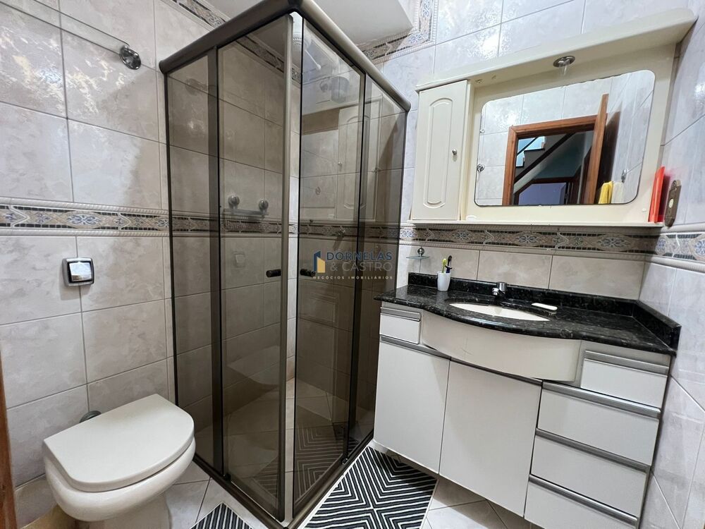 Casa, 5 quartos, 250 m² - Foto 4