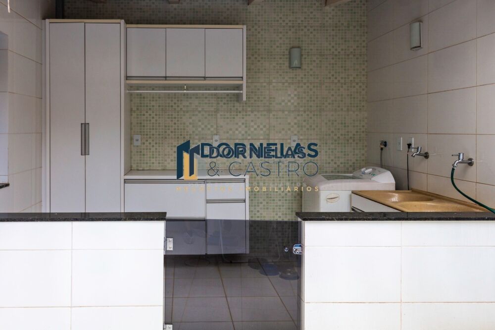 Casa à venda com 4 quartos, 416m² - Foto 35