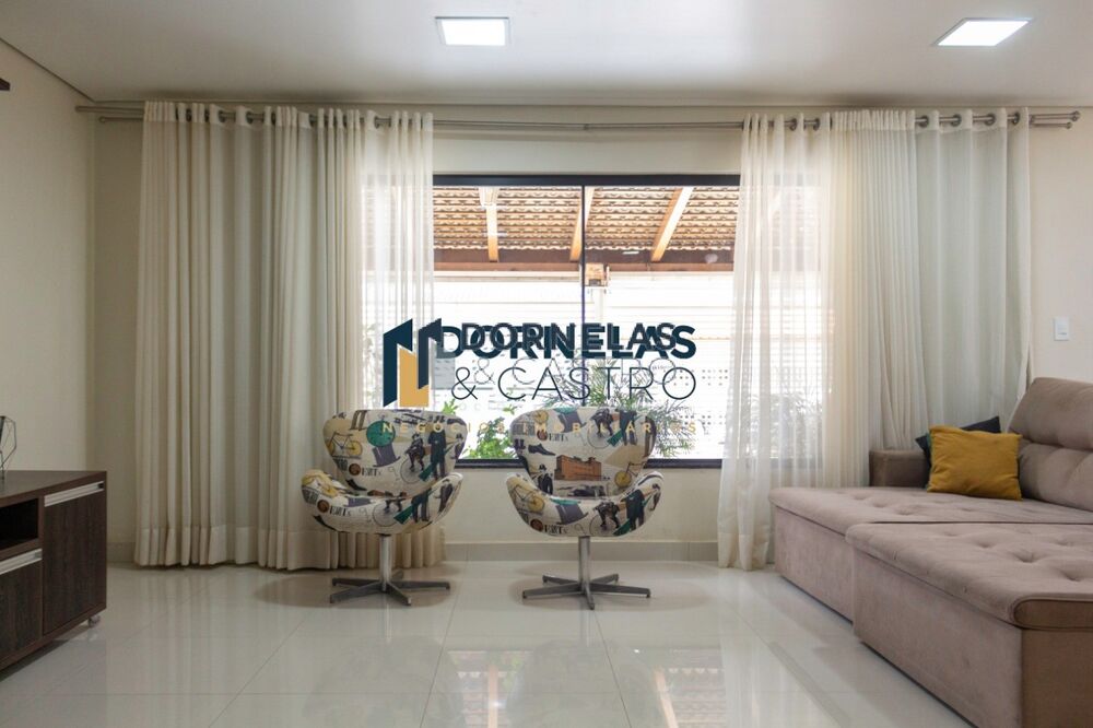 Casa à venda com 4 quartos, 416m² - Foto 2