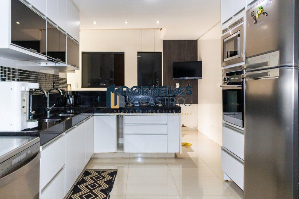 Casa à venda com 4 quartos, 416m² - Foto 4