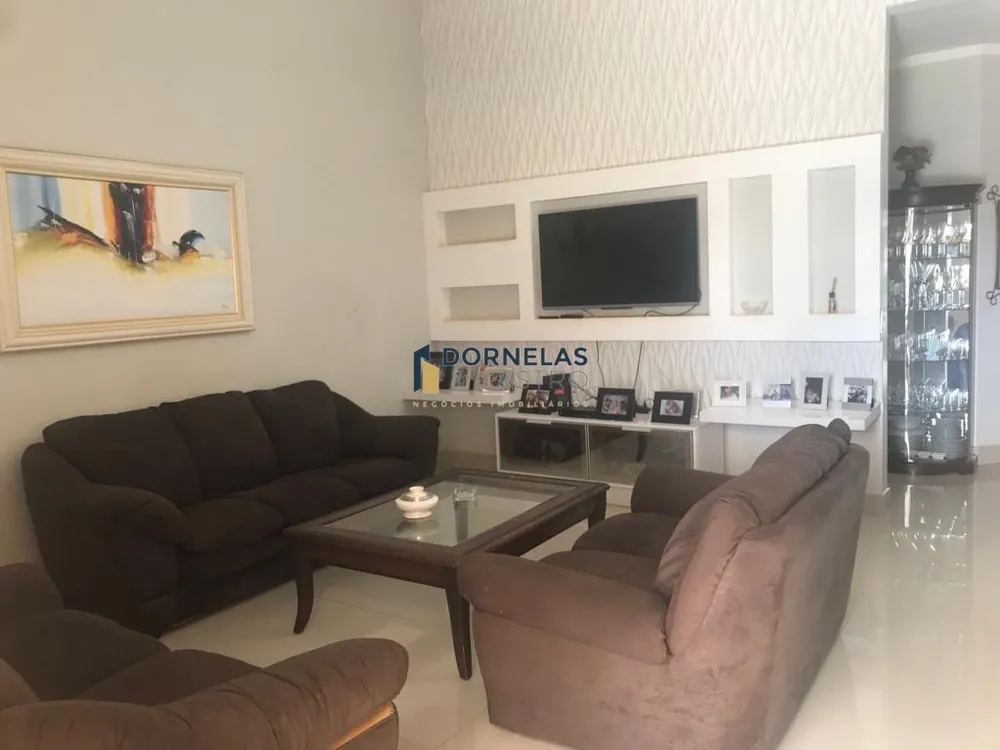 Casa, 4 quartos, 500 m² - Foto 2