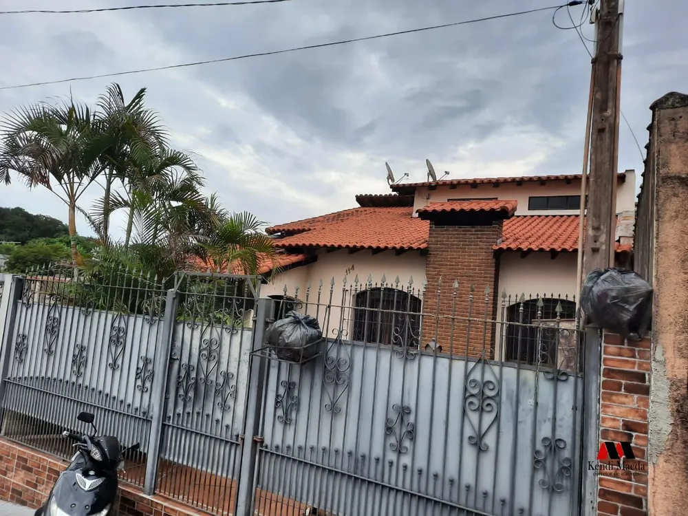 Casa, 3 quartos, 300 m² - Foto 1