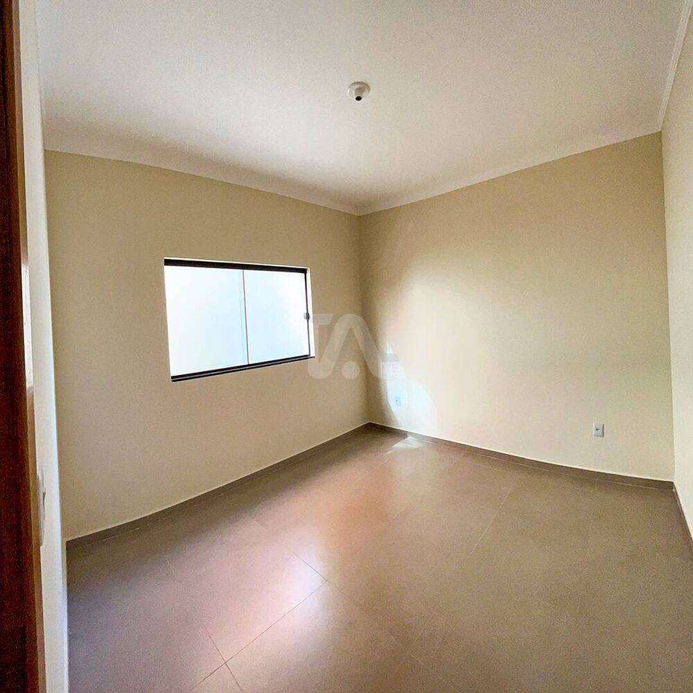 Casa à venda com 2 quartos, 97m² - Foto 4