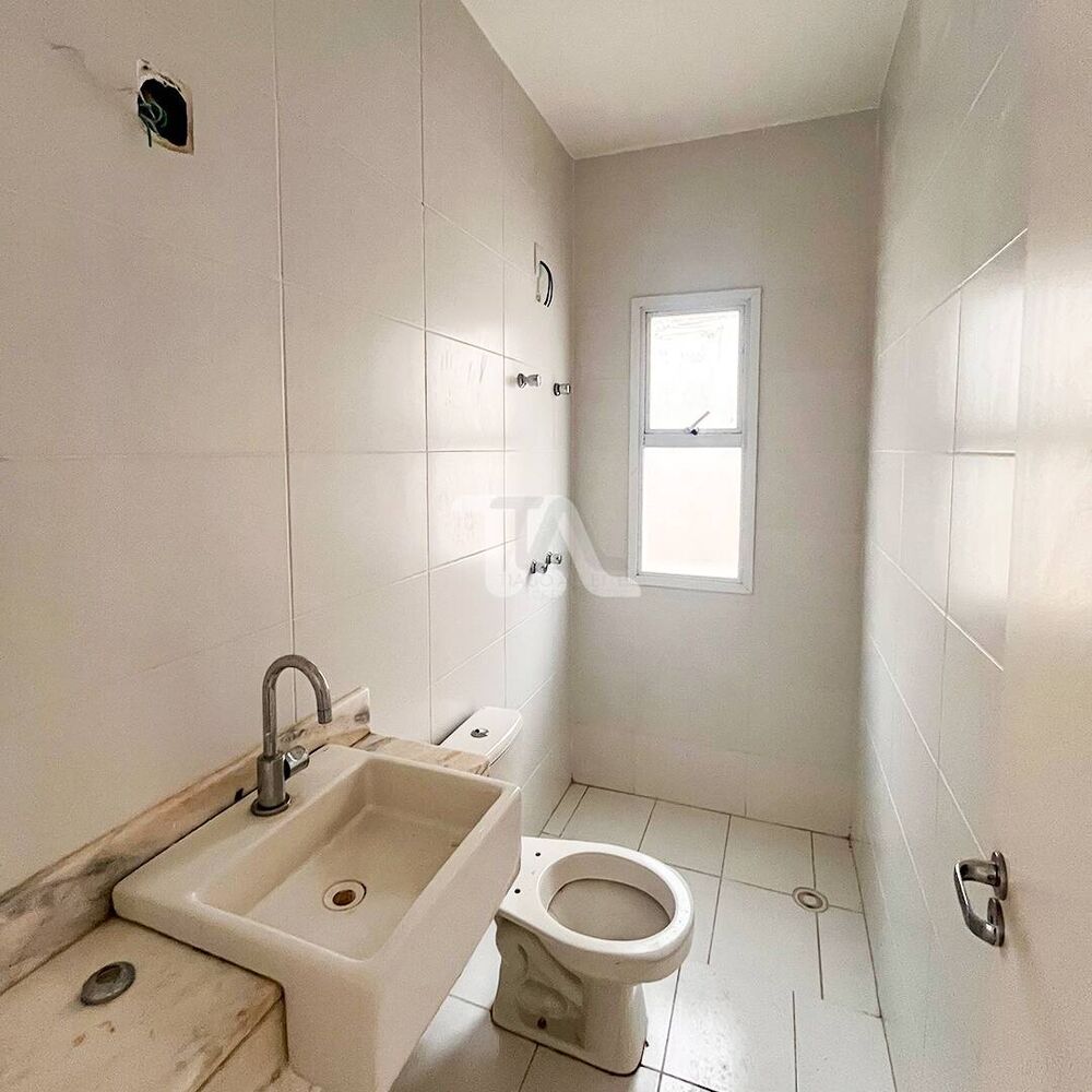 Sobrado à venda com 3 quartos, 85m² - Foto 4