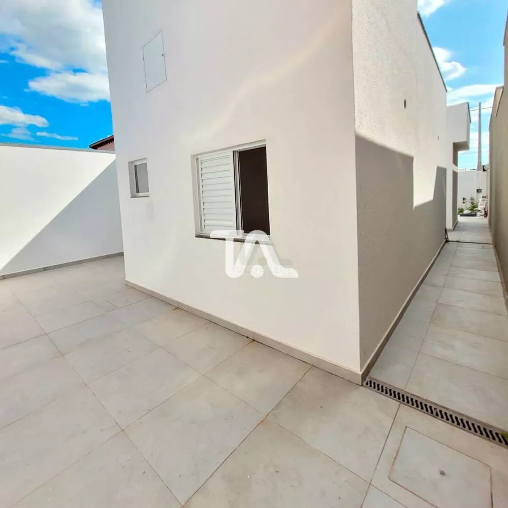 Casa à venda com 3 quartos, 85m² - Foto 10