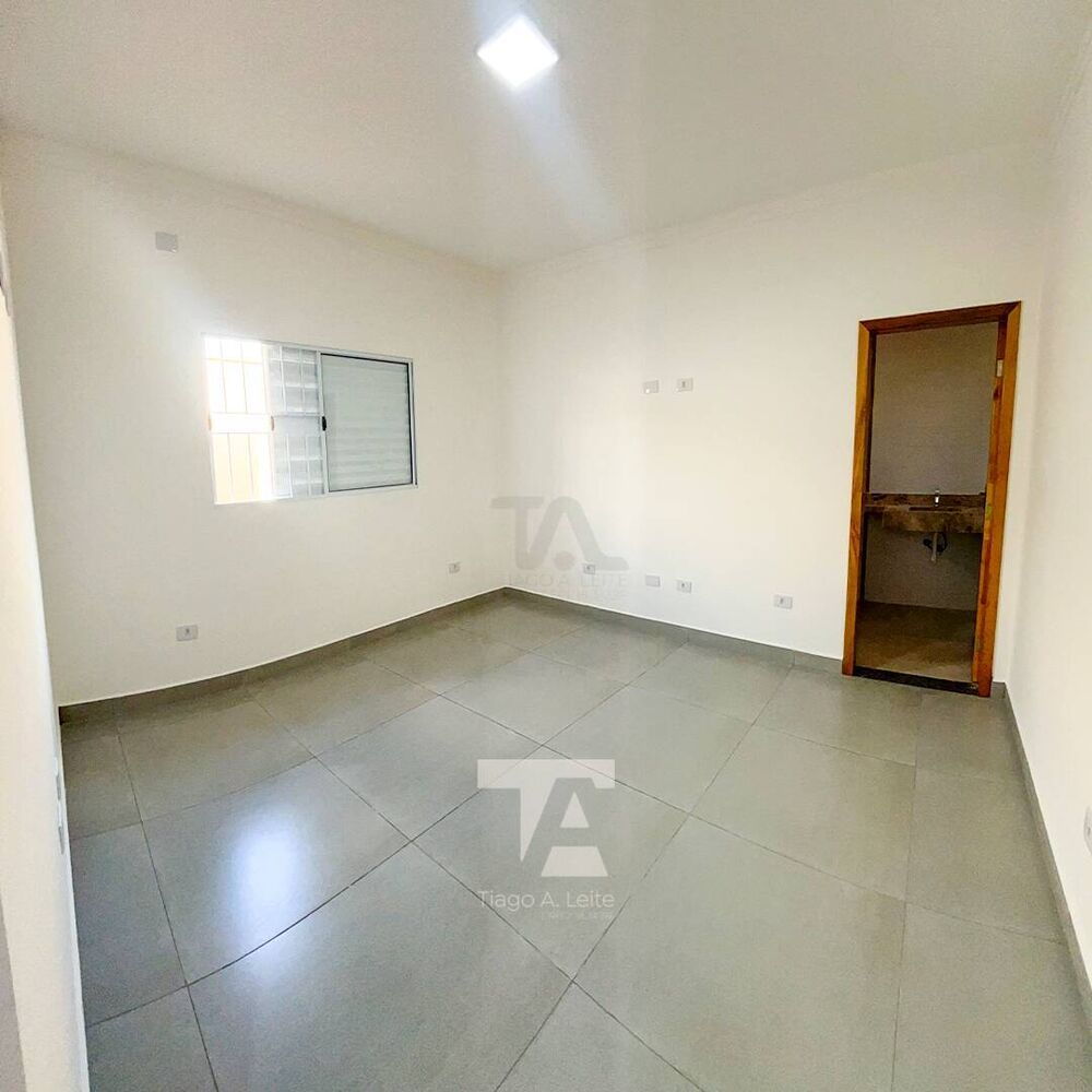 Casa à venda com 3 quartos, 90m² - Foto 3